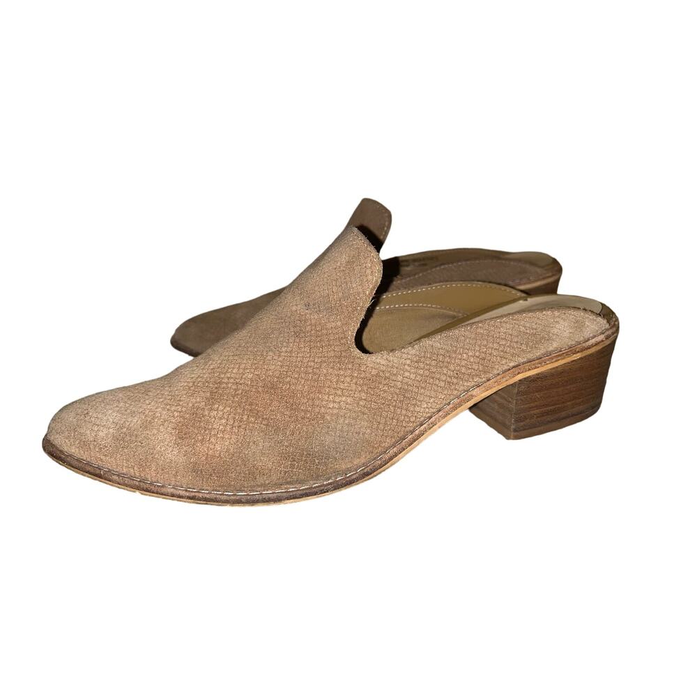 CHINESE LAUNDRY Leather Mules